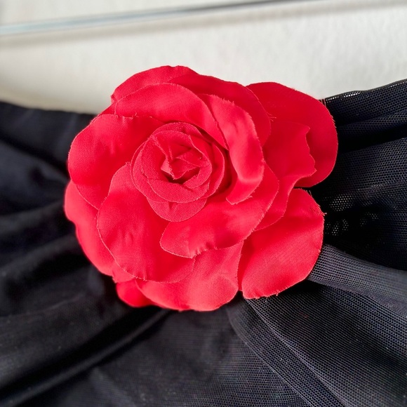 AMANDA UPRICHARD X Revolve Nellia Blouse Y2K Sheer Mesh 3D Rosette Top - Picture 12 of 16